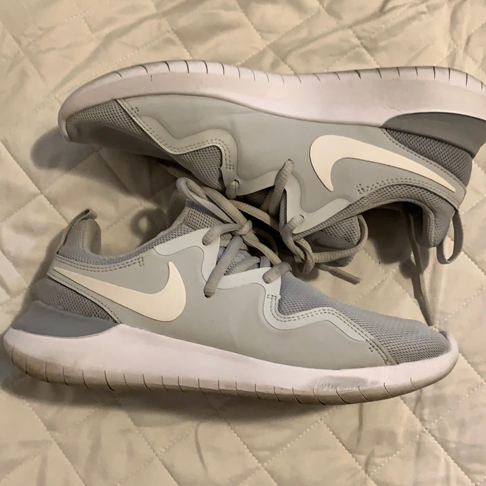 Women’s Nike Tessen Running Shoe.